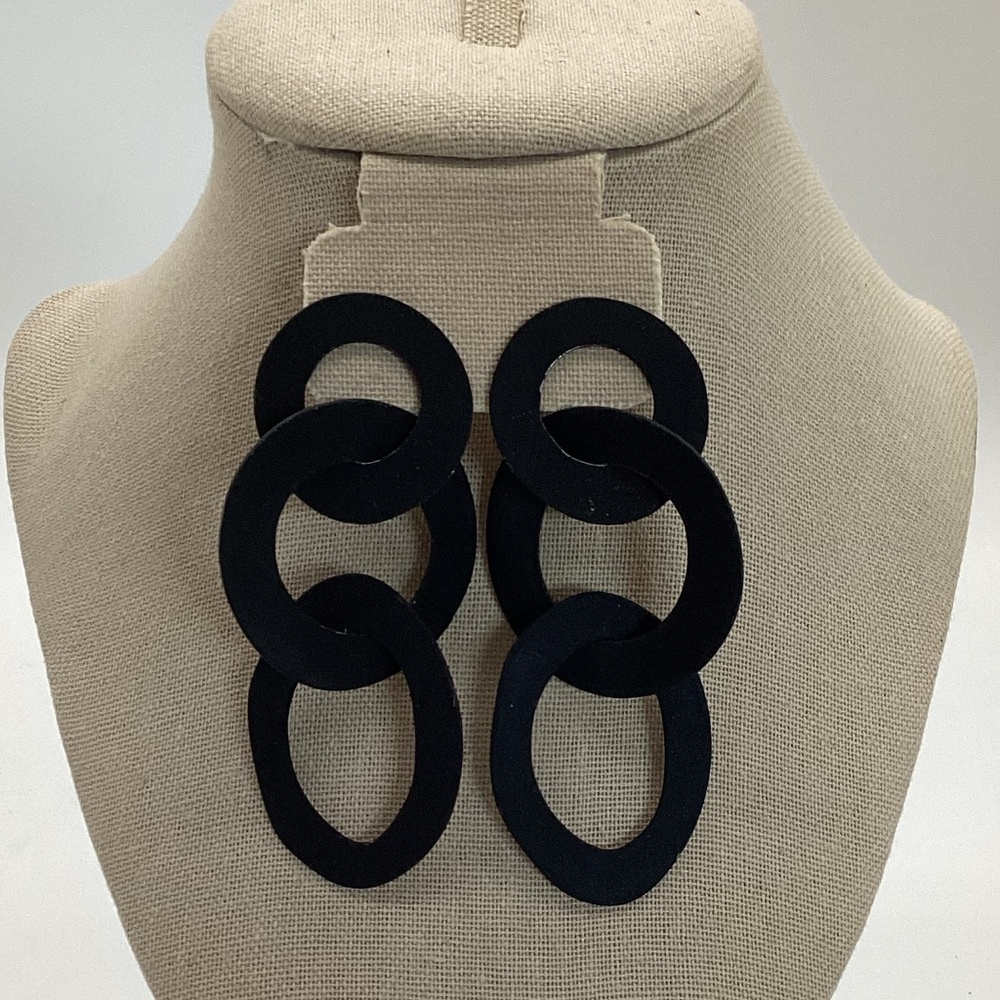 189. Black Matte Triple Dangling Hoop Earrings